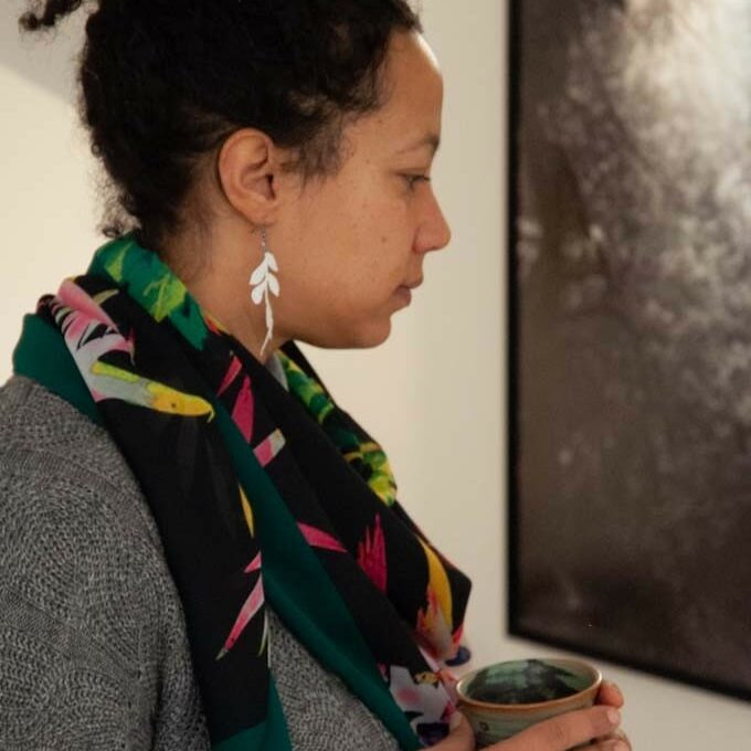 Foulard Fleurs Fragiles cadre vert